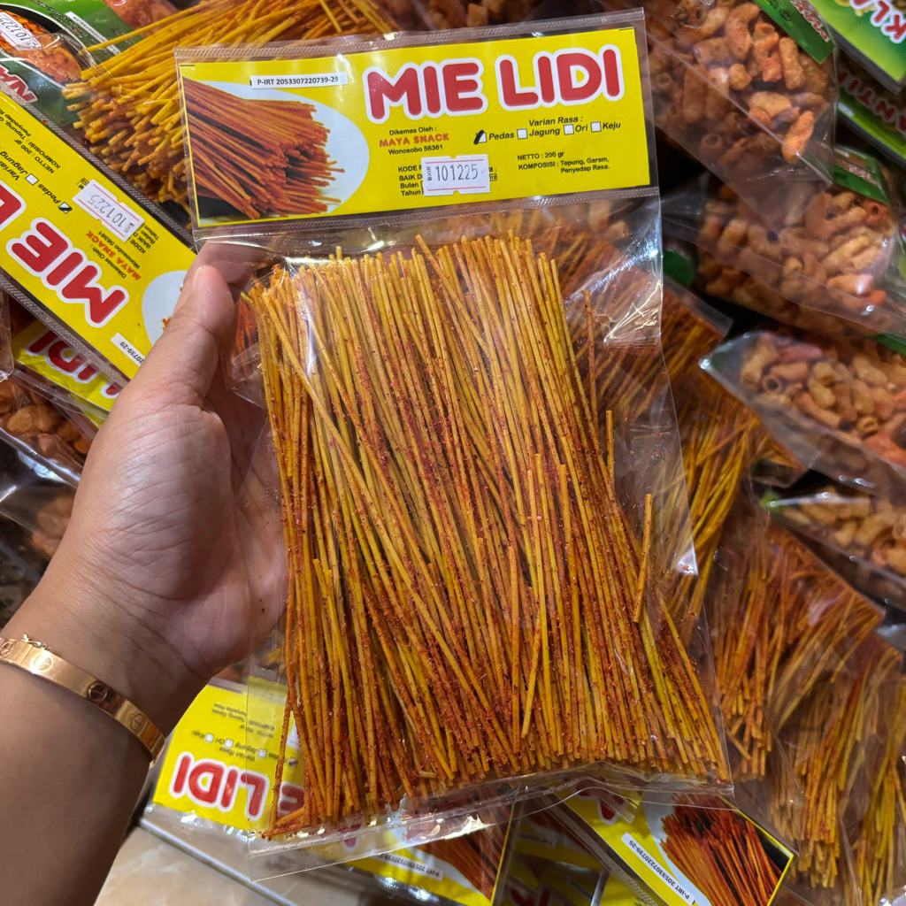

MIE LIDI PEDAS KEMASAN OLEH-OLEH 200 GR MIE LIDI ENAK GURIH