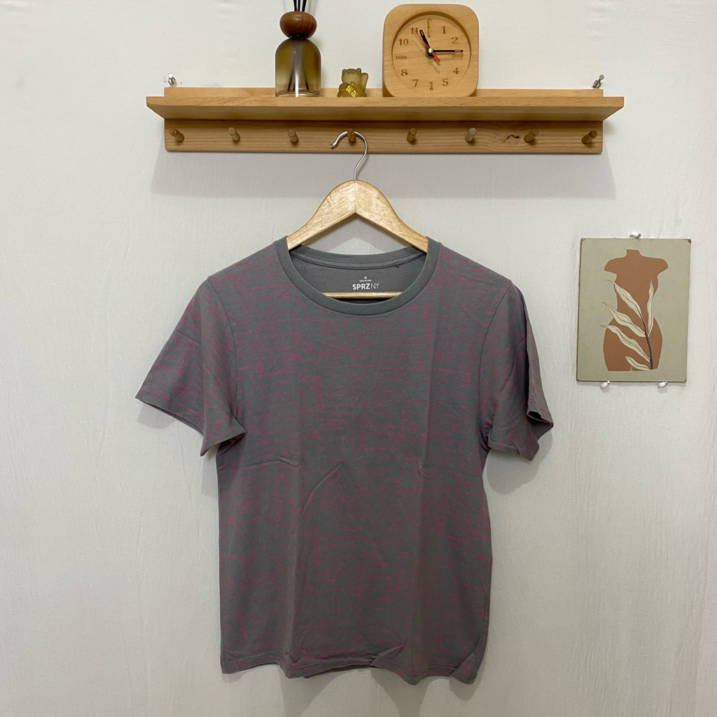kaos tshirt UNIQ kean michel basquiat original size M