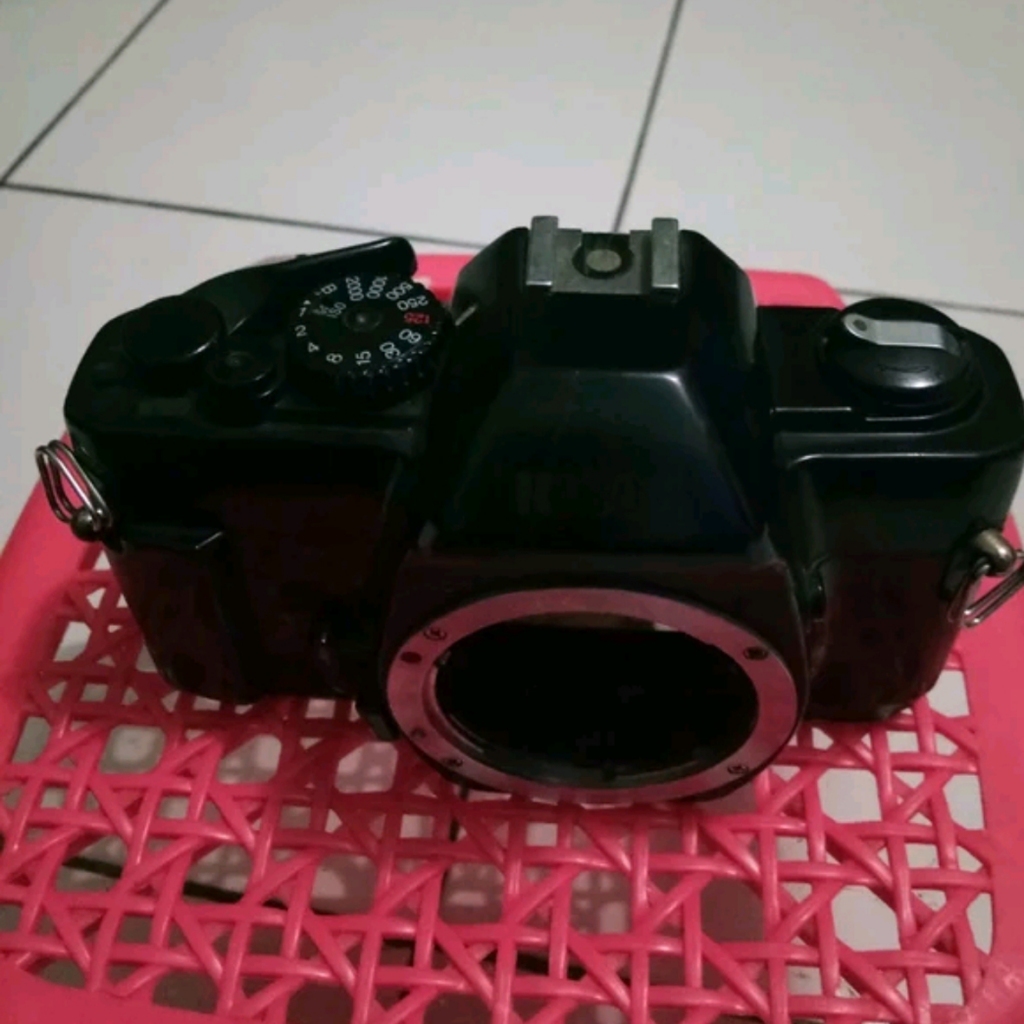 kamera analog Ricoh black