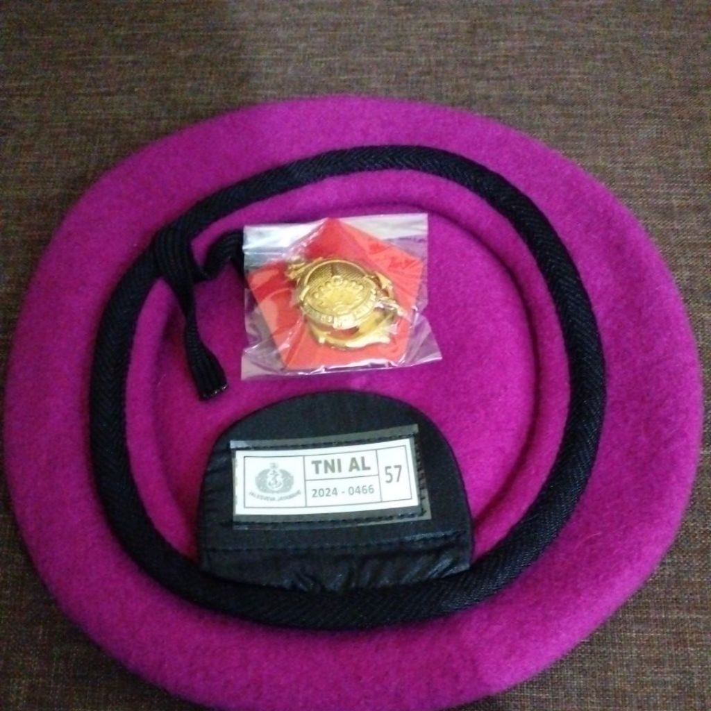 Baret ungu MARINIR + emblem ORI jatah + sudah di jahit