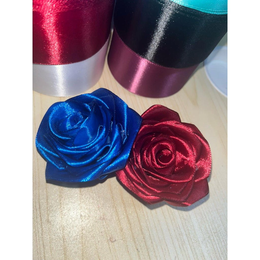 

bunga mawar satin | Pita Satin Glitter| rose satin | bunga satin | bunga satin maroon