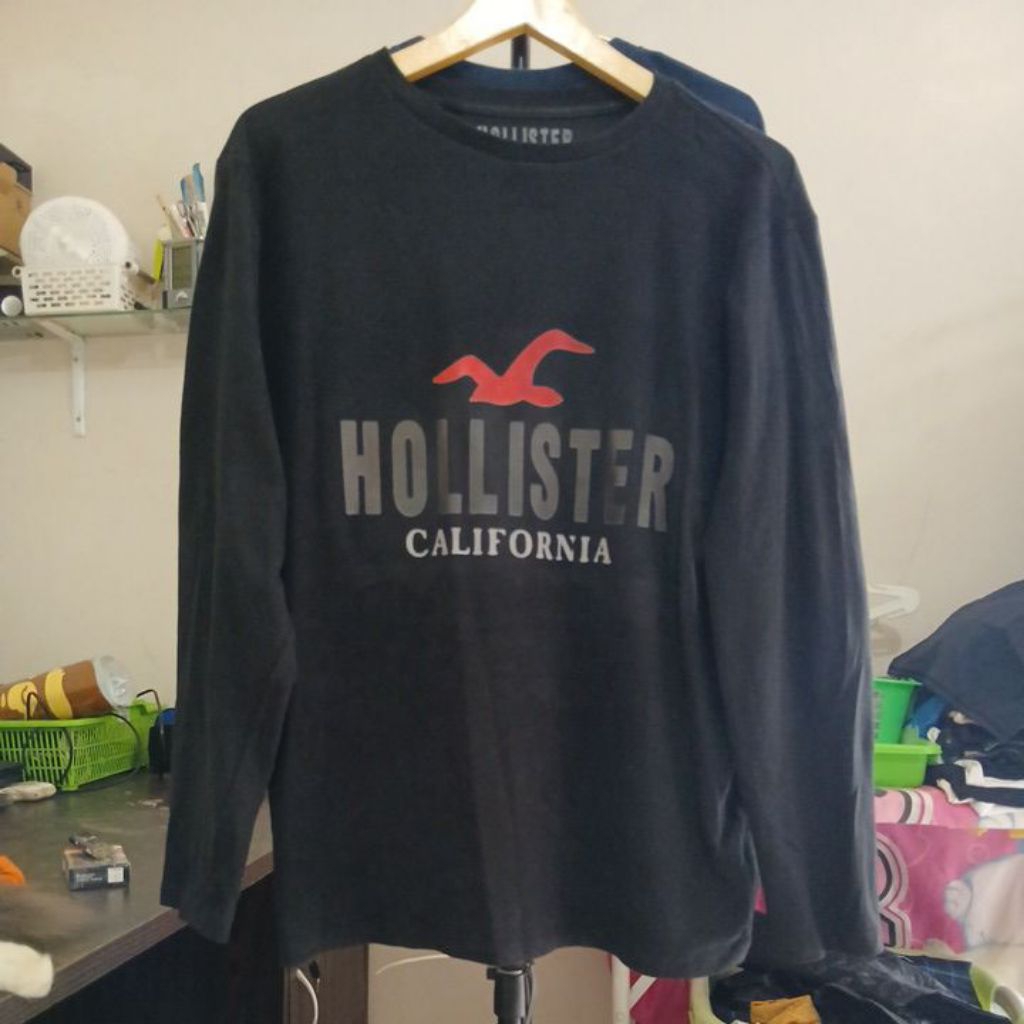 Kaos katun long sleeve HOLLISTER second Original warna hitam pekat super tebal sangat lembut di paka