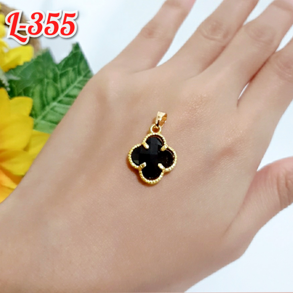 Liontin Batu Giok Motif Clover /Liontin Kacang/ Kupu/Kelinci Pendant Kalung Charm Liontin Kaca /L-35