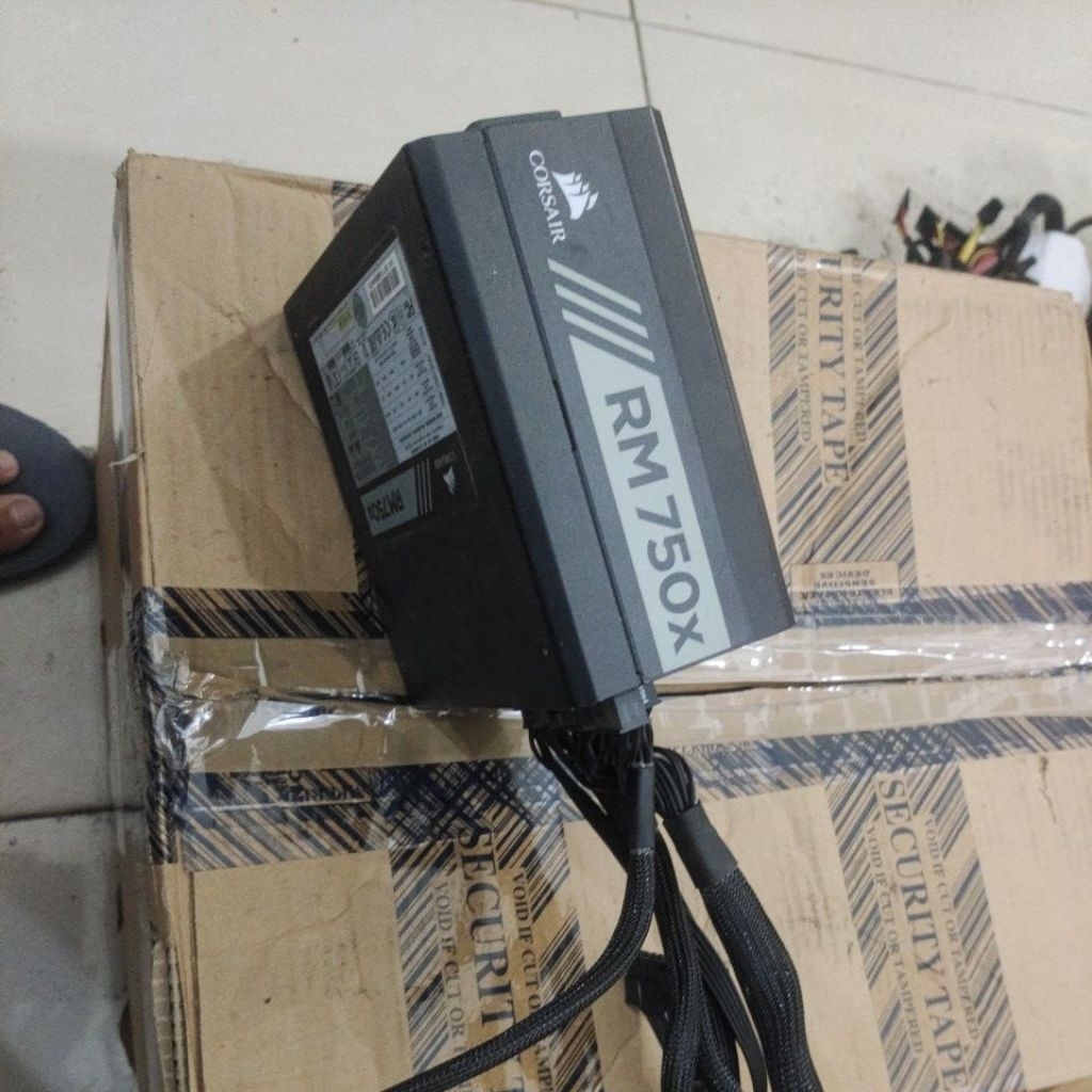 power supply Corsair rm750x modular