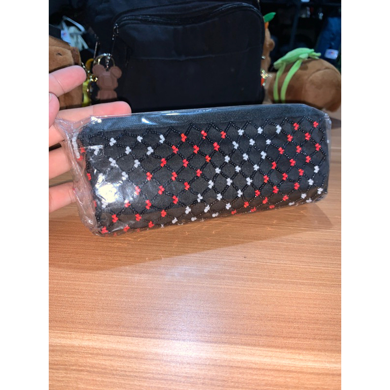 

tempat pensil manik
