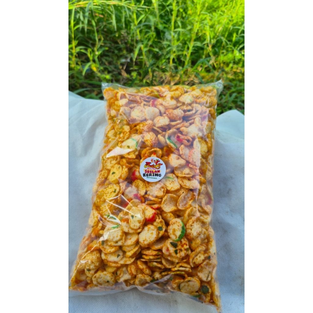 

jajanan pedas seblak bantet daun jeruk isi 1KG