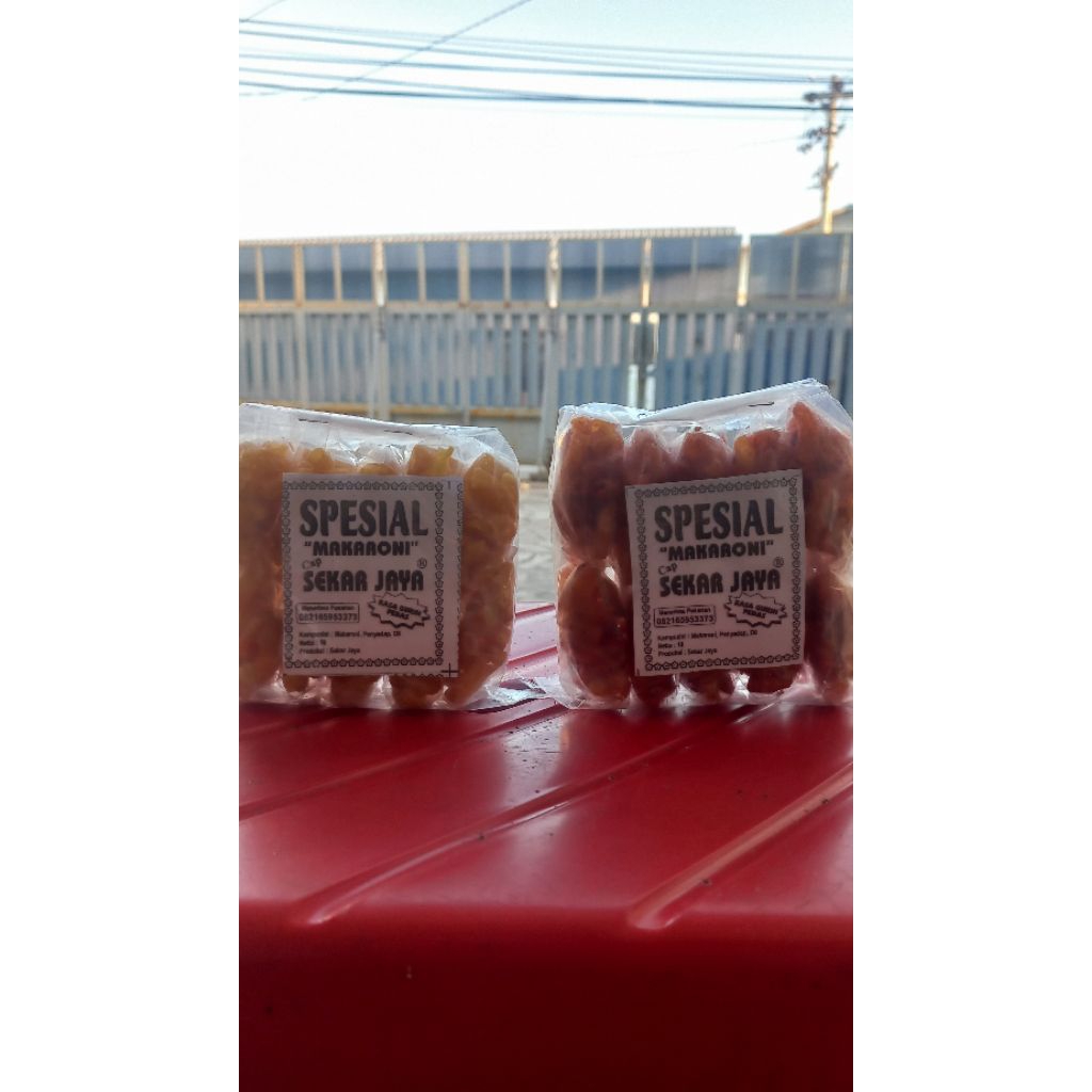 

Spesial Makaroni Cap Sekar Jaya Isi 10 Pcs Rasa Asin Gurih dan Pedas