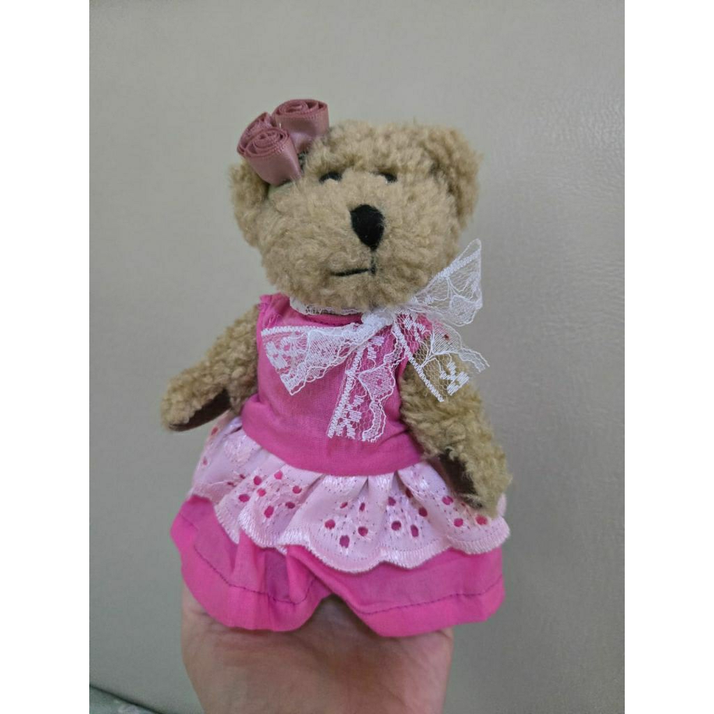 boneka bear kecil settler