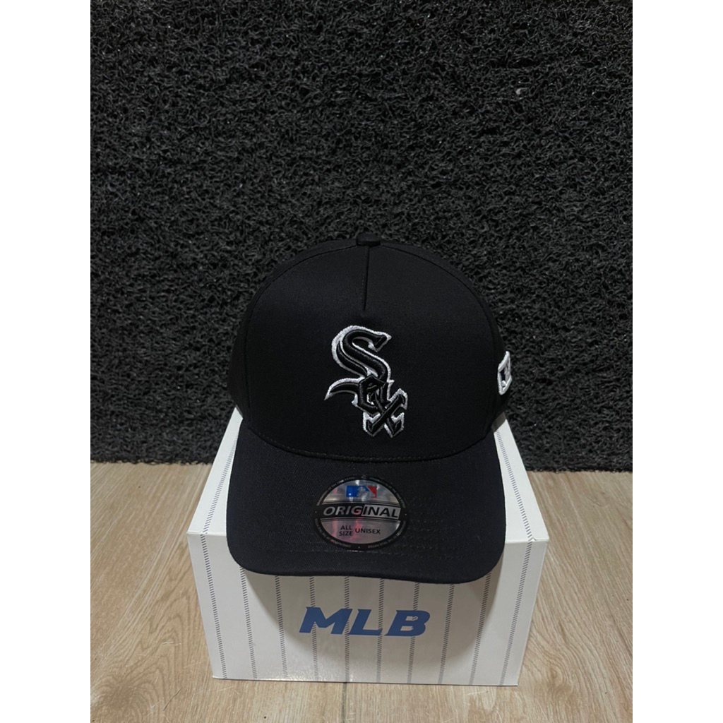 Logo SOX Bahan Kain Hitam Topi Premium Pria Wanita