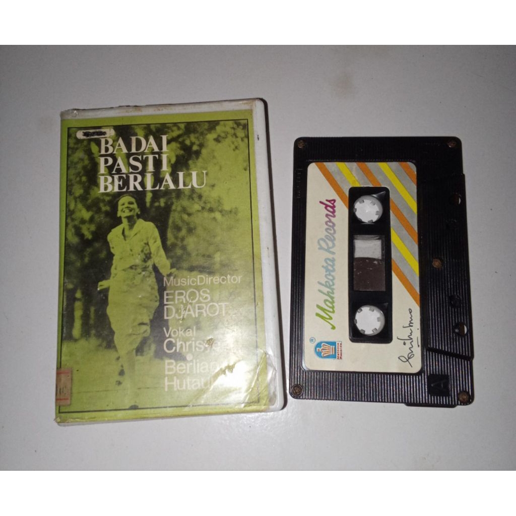 kaset pita soundtrack badai pasti berlalu | eros chrisye jockie s.