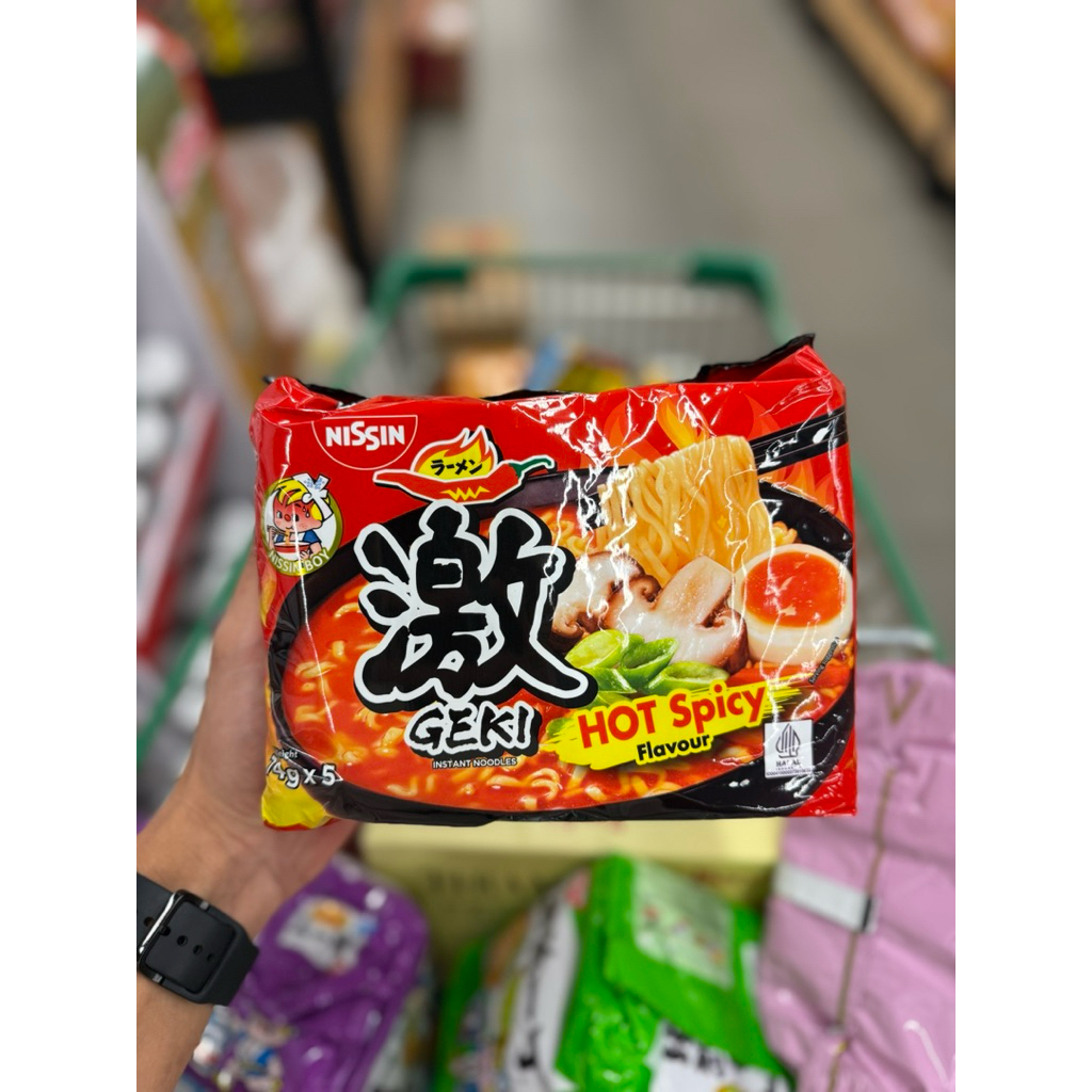 

nissin geki instant noodles hot&spicy flavour / hot carbo flavour isi 5 packs