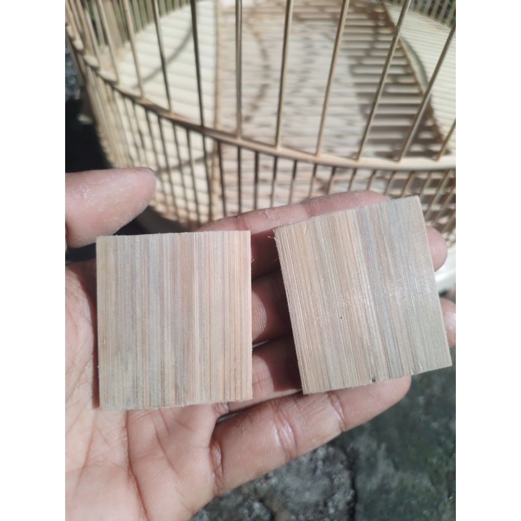 Stoper sangkar burung anis