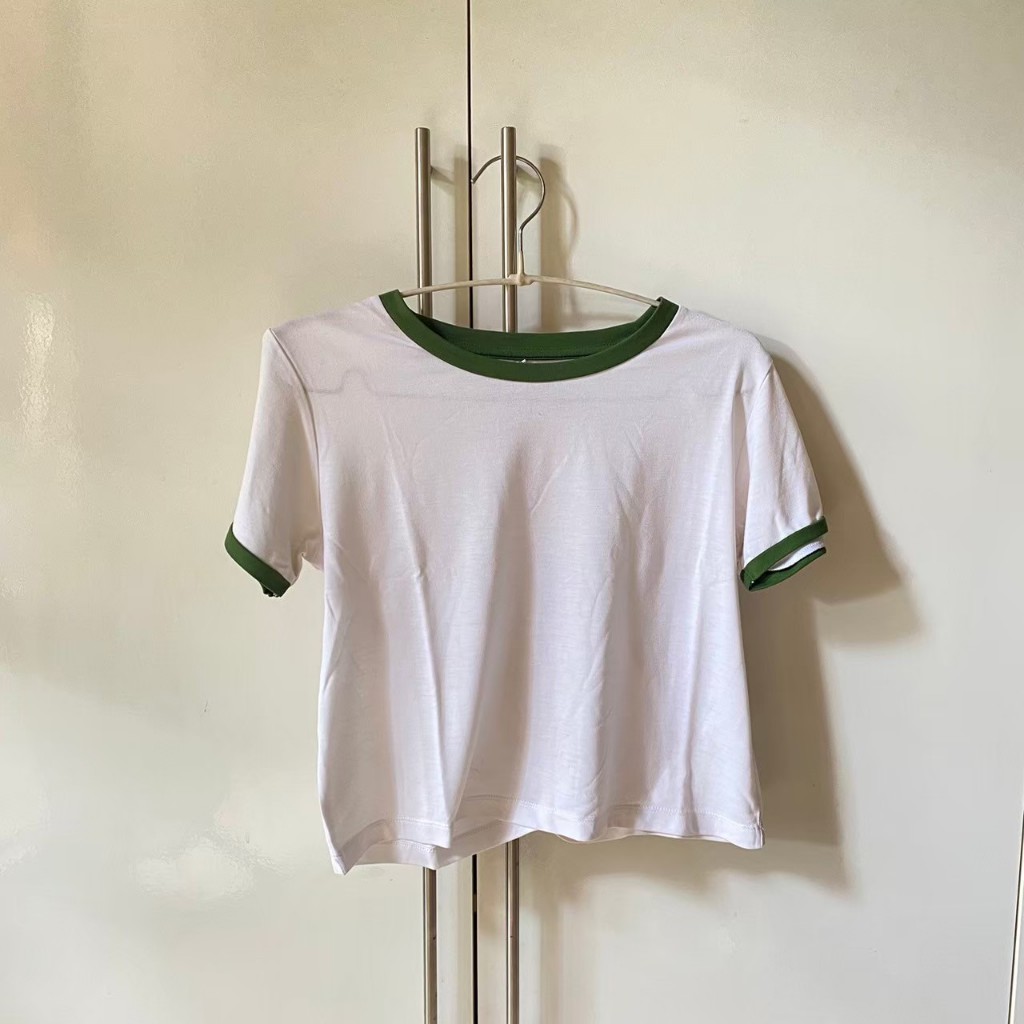 Crop Top Colorbox Kaos Putih Olahraga LIKE NEW Preloved