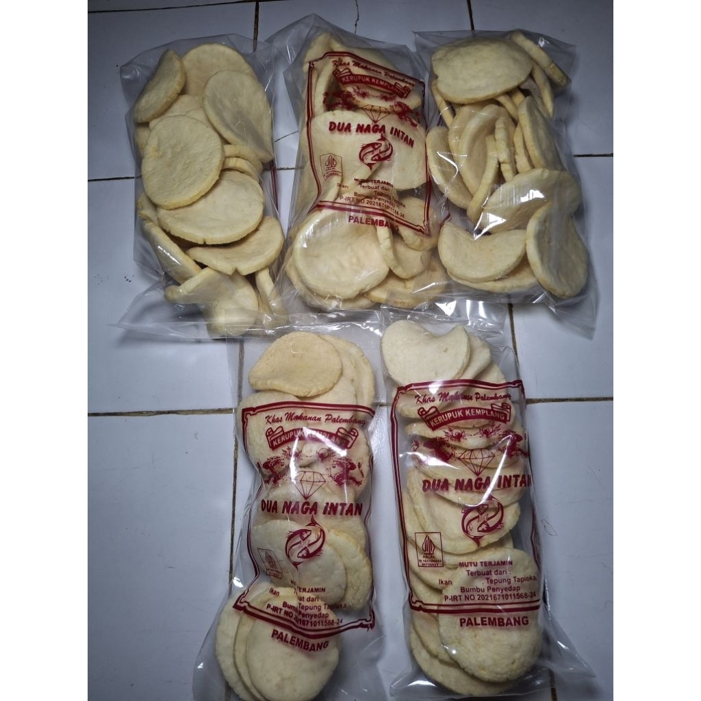 

Paket 1Kg Kemplang Peser(Besar)Masing" Kemasan 200Gram×5Pcs(Bungkus)