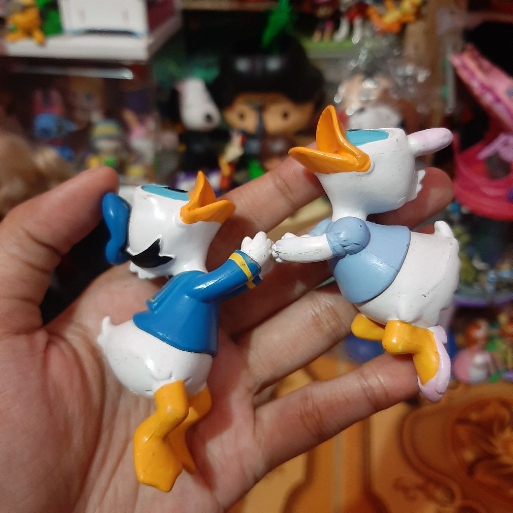 Figure couple disney donald duck dan daisy duck