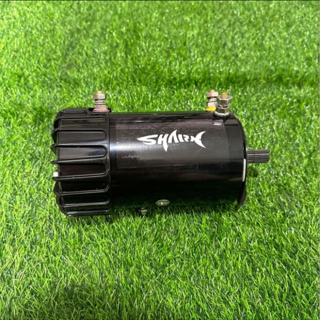 Motor dinamo shark 12 V 7.2 HP untuk winch warn model 9.5 XP