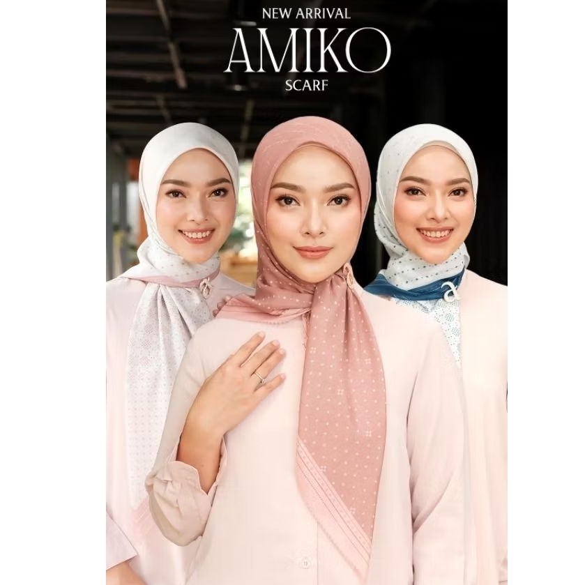 AMIKO SCARF