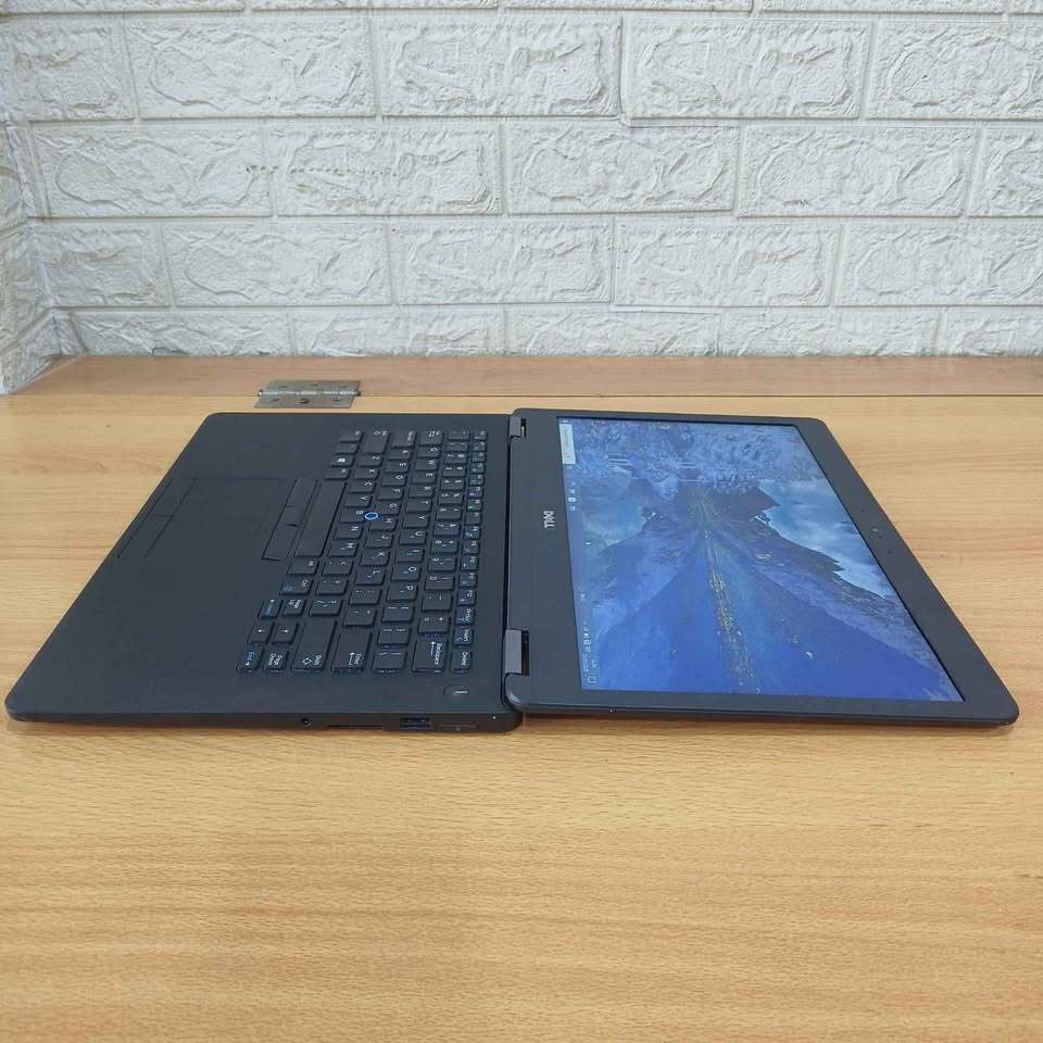 Dell Latitude E7470