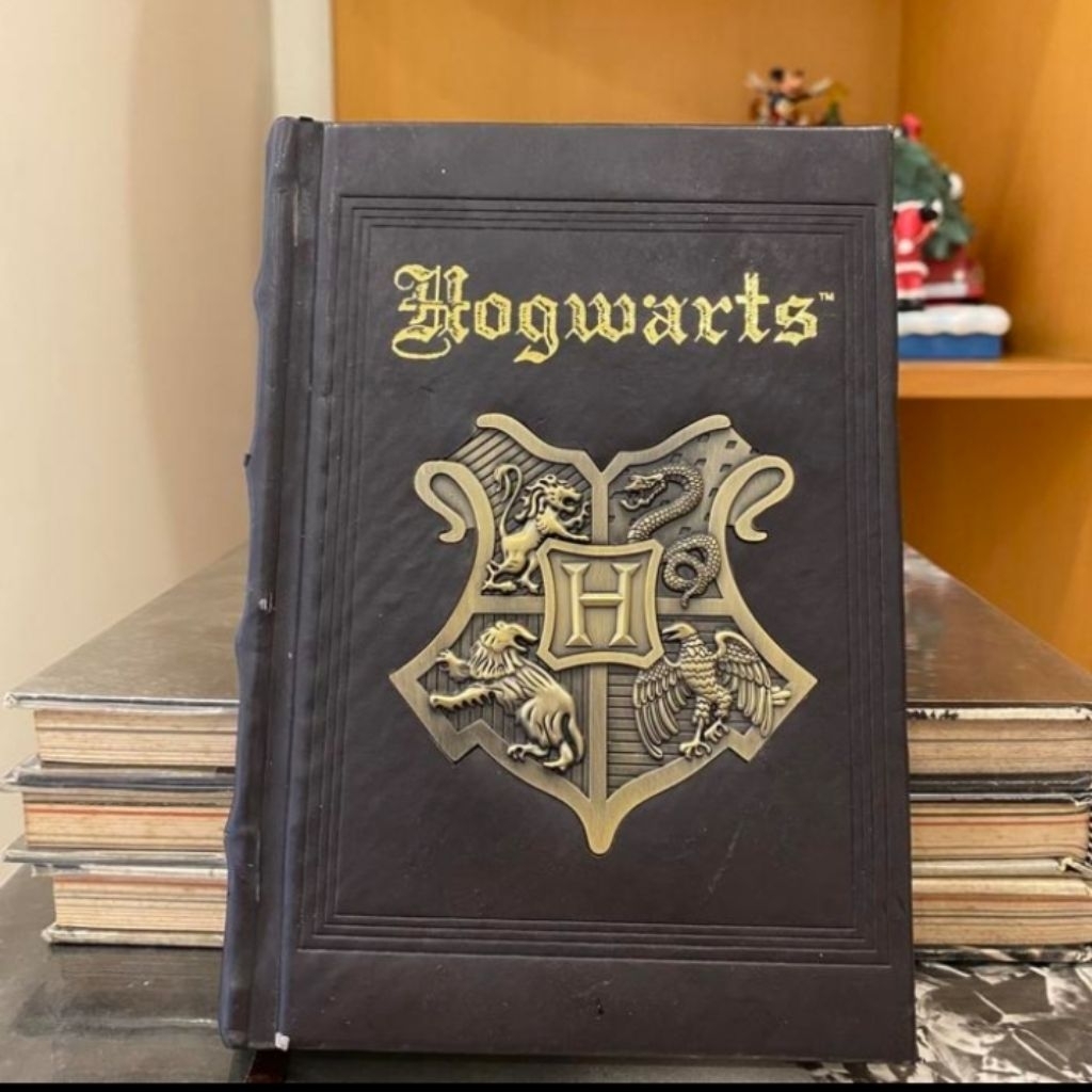 

Wizarding World of Harry Potter Hogwarts Notebook From Universal Studio London