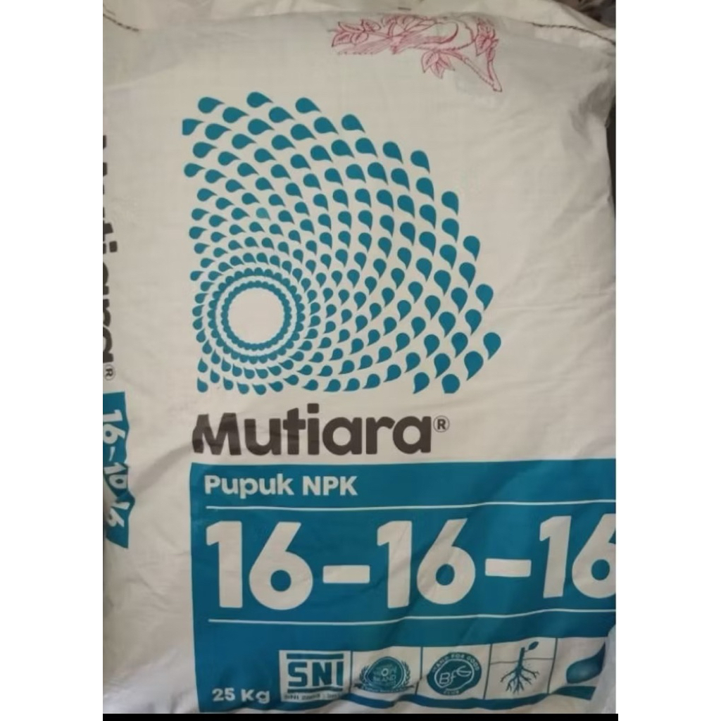 Pupuk NPK Mutiara 16 16 16 kemasan 25 kg