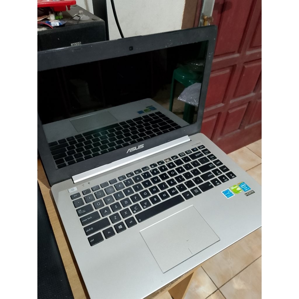Asus A451L Core I5 Gamming minus