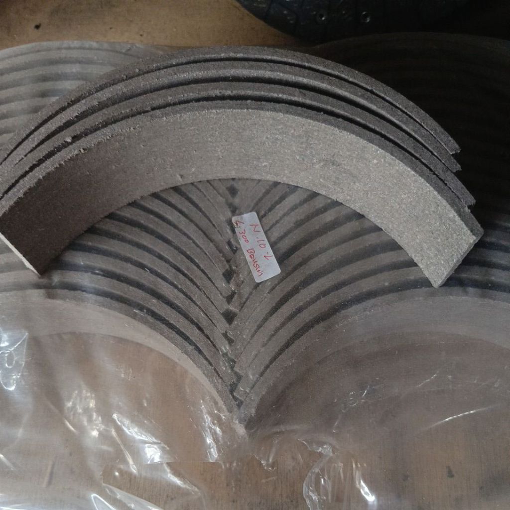 brake lining L300 Bensin / kampas rem L 300 bensin