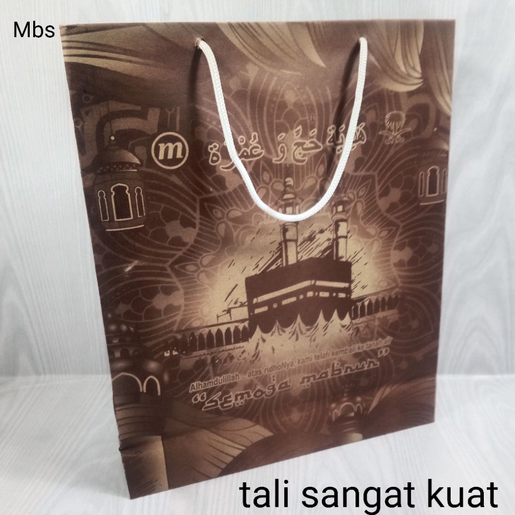 

paperbag pembungkus oleh oleh haji umroh