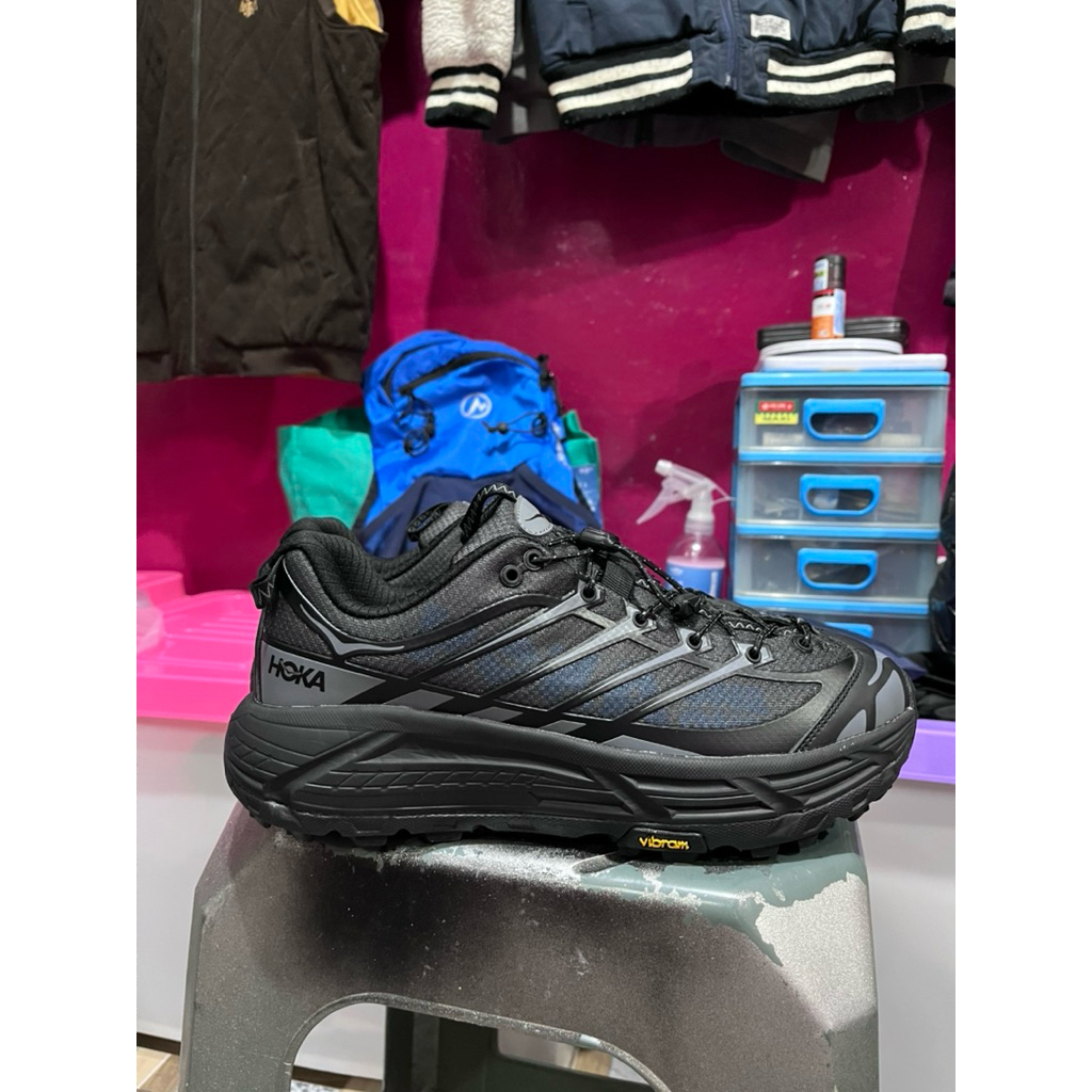 sepatu outdoor trailrun hoka