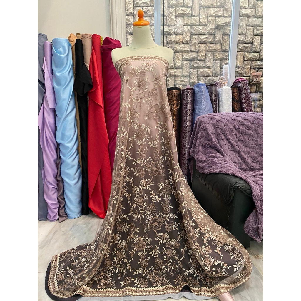 Bahan Kain Kebaya Tile Brokat Peony Series Embroidery Bordir Tumpal Tepi 2 Tone Warna Moccamilo Gold