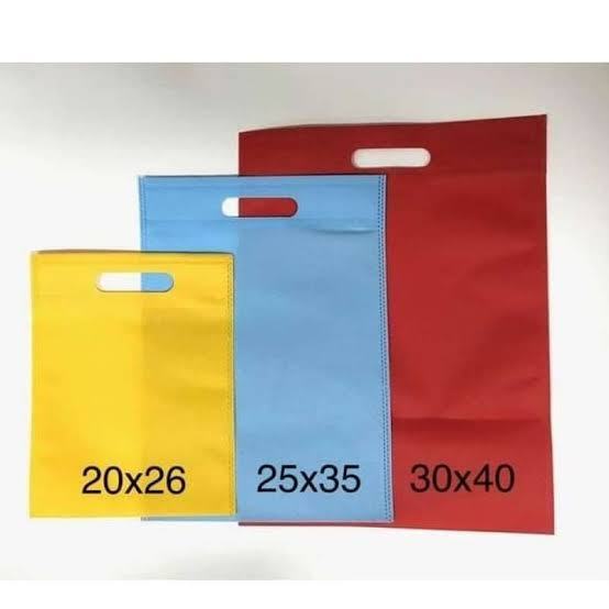 

Totebag Polos / Tas Oval Press 30x40 / Tas Jinjing Tas Snack Ulang Tahun Tas Multifungsi / Harga Kodian