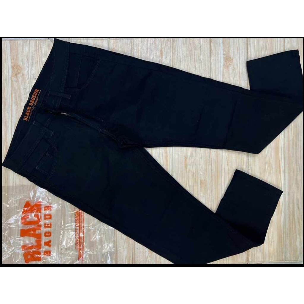 jeans hitam naomi black bageur