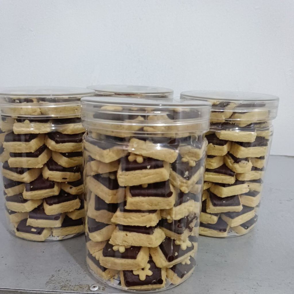 

Kue kering cookies , Choklat stiick, HOMADE