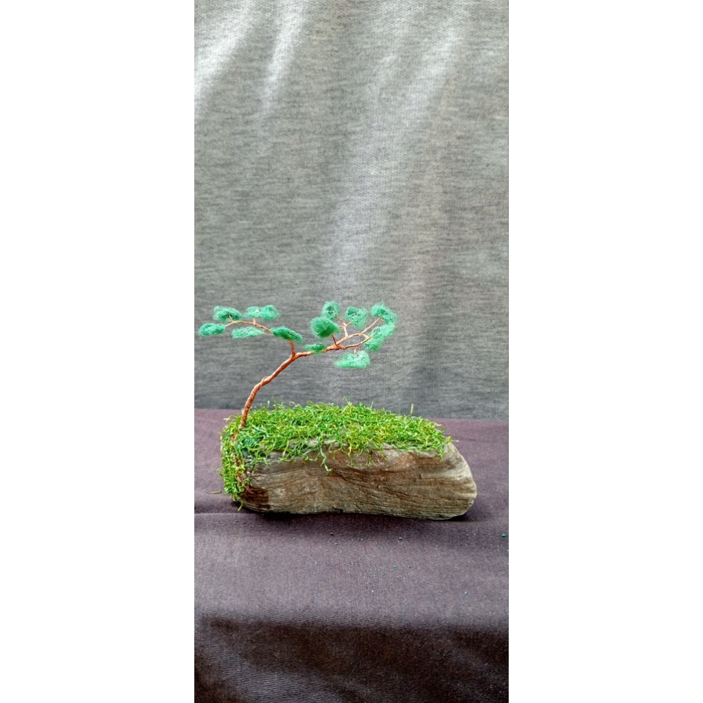 Replika bonsai miniatur