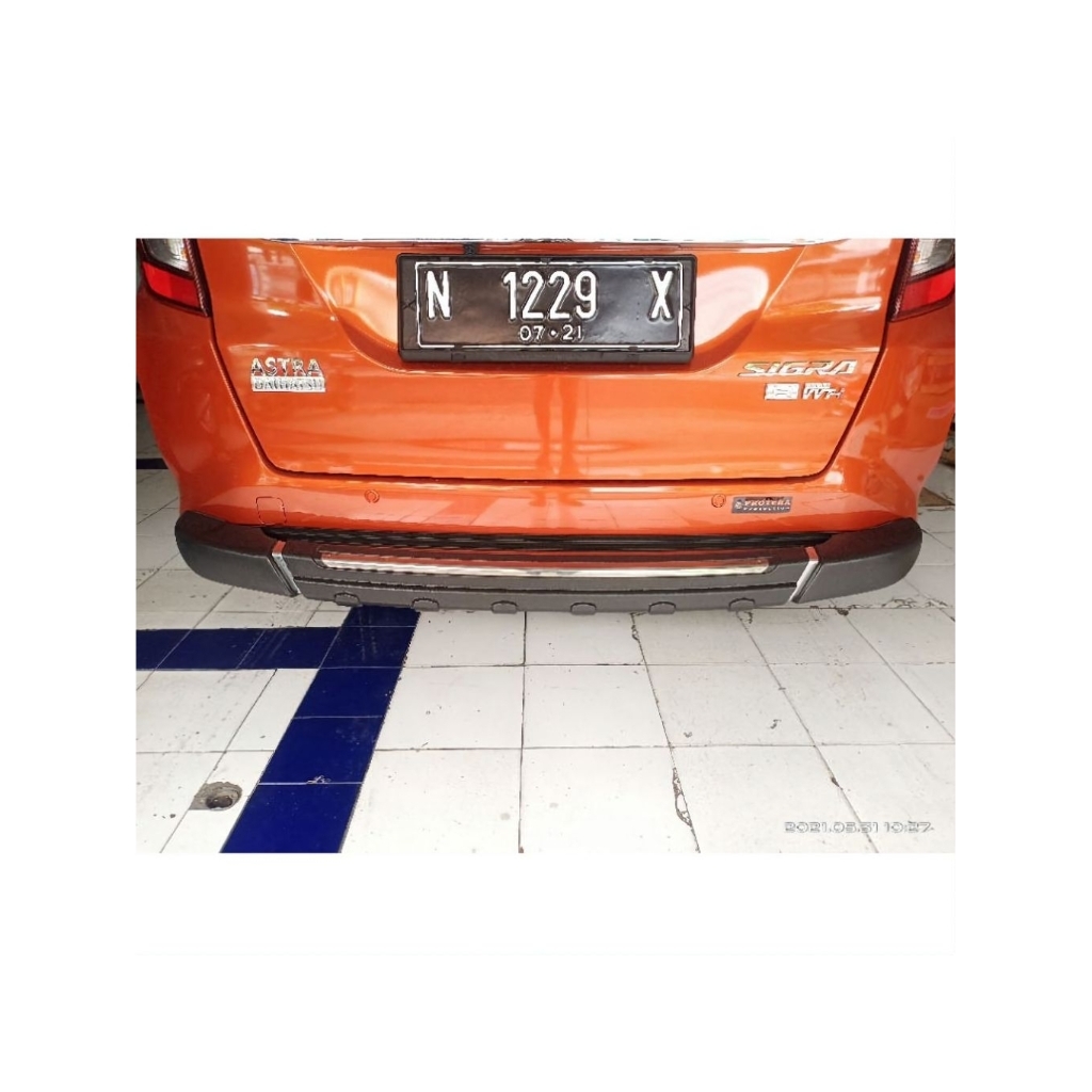 Bumper Pelindung Mobil Sigra - Pengaman Belakang Daihatsu Sigra