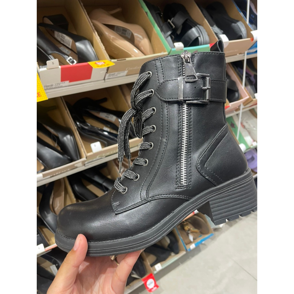 Payless State Street Womens Duke Lace Up Boots - Black