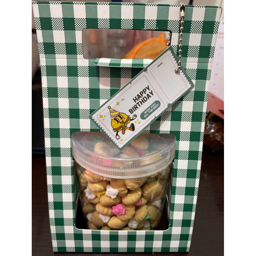 

Snack Gift Murah/ Snack Hampers/ Birthday/ Ulang tahun/ Congrats/ Good Luck Murah