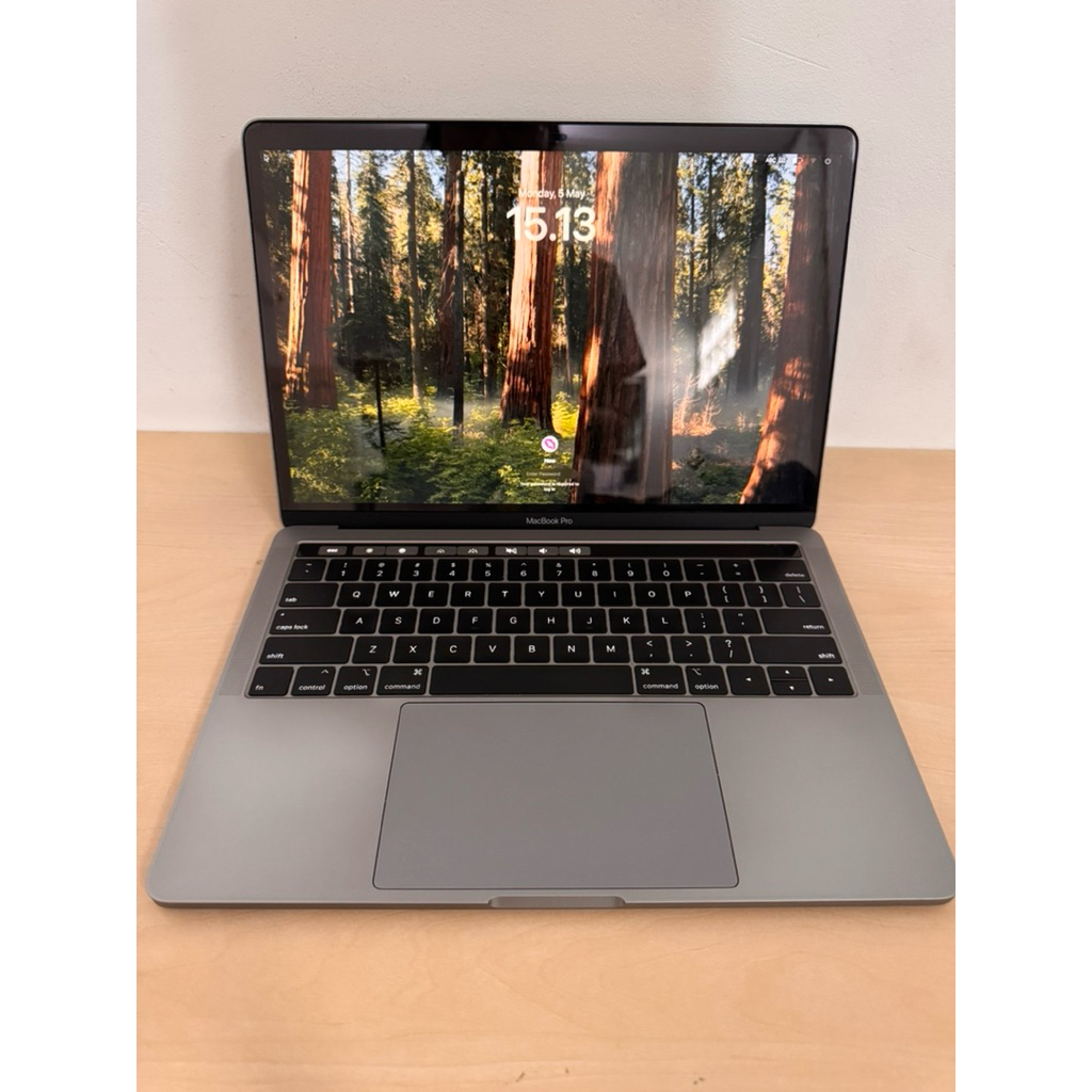 Macbook Pro 2019 Touch Bar 8/256 1.4Ghz