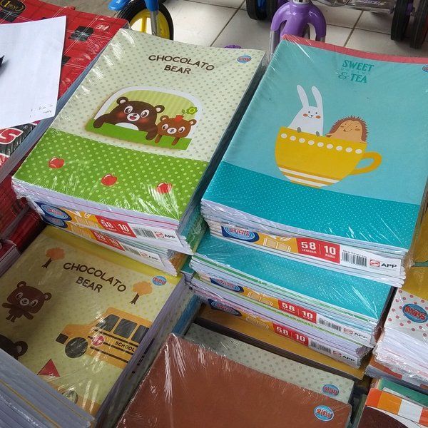 

NYBEBY26 BUKU TULIS SIDU SINAR DUNIA 58 LEMBAR 1 PAK ISI - BUKU TULIS