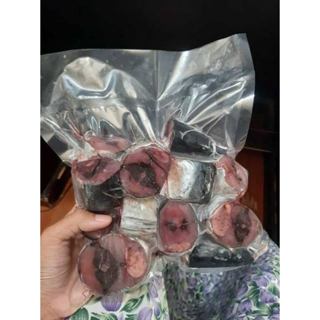 

ikan tongkol sudah di potong 1kg kemasan vaacum