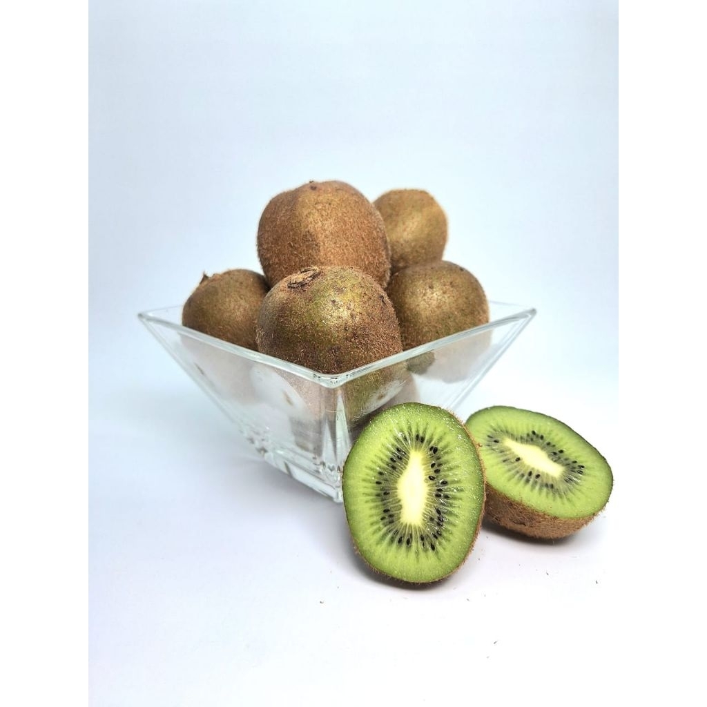 

buah kiwi fresh segar termurah 500 gram 1 kg