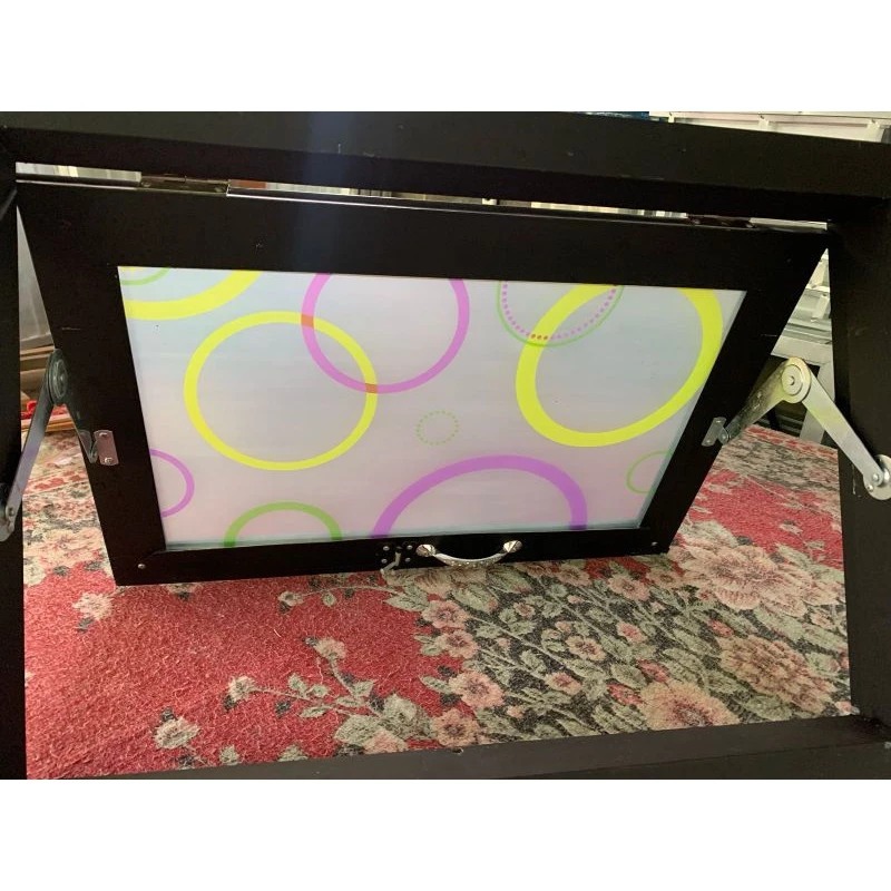 Jendela Boven Buka Tutup Galvalum Minimalis