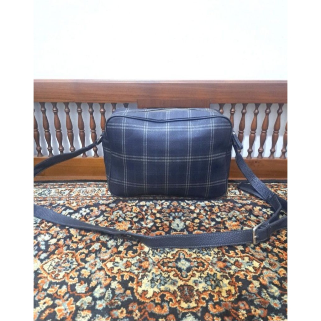 Tas sling bag beanpole