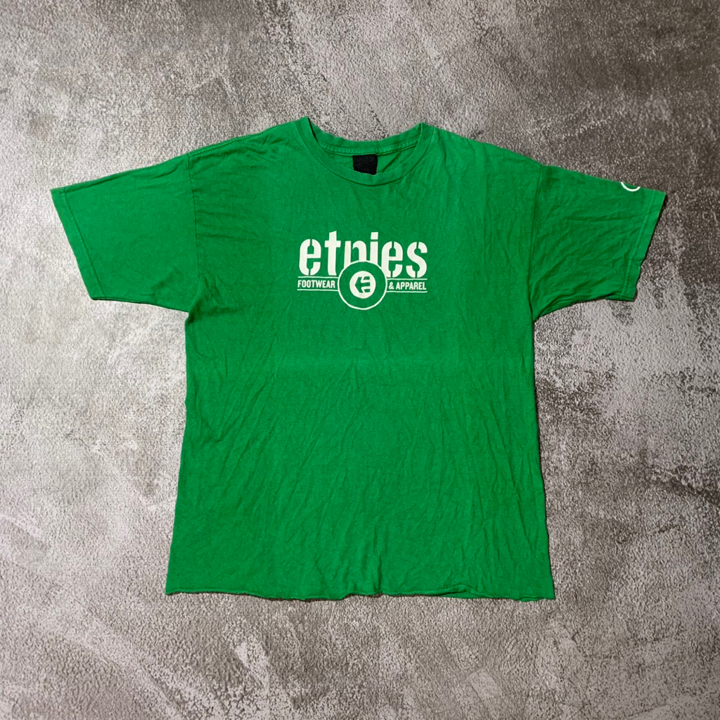 Etnies Skateboard logo tee