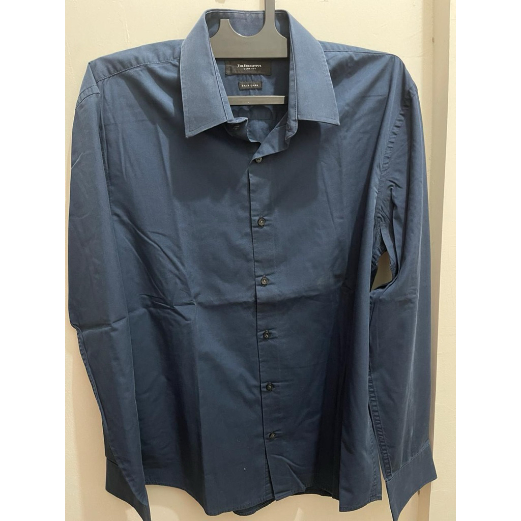 Kemeja Pria The Executive Navy