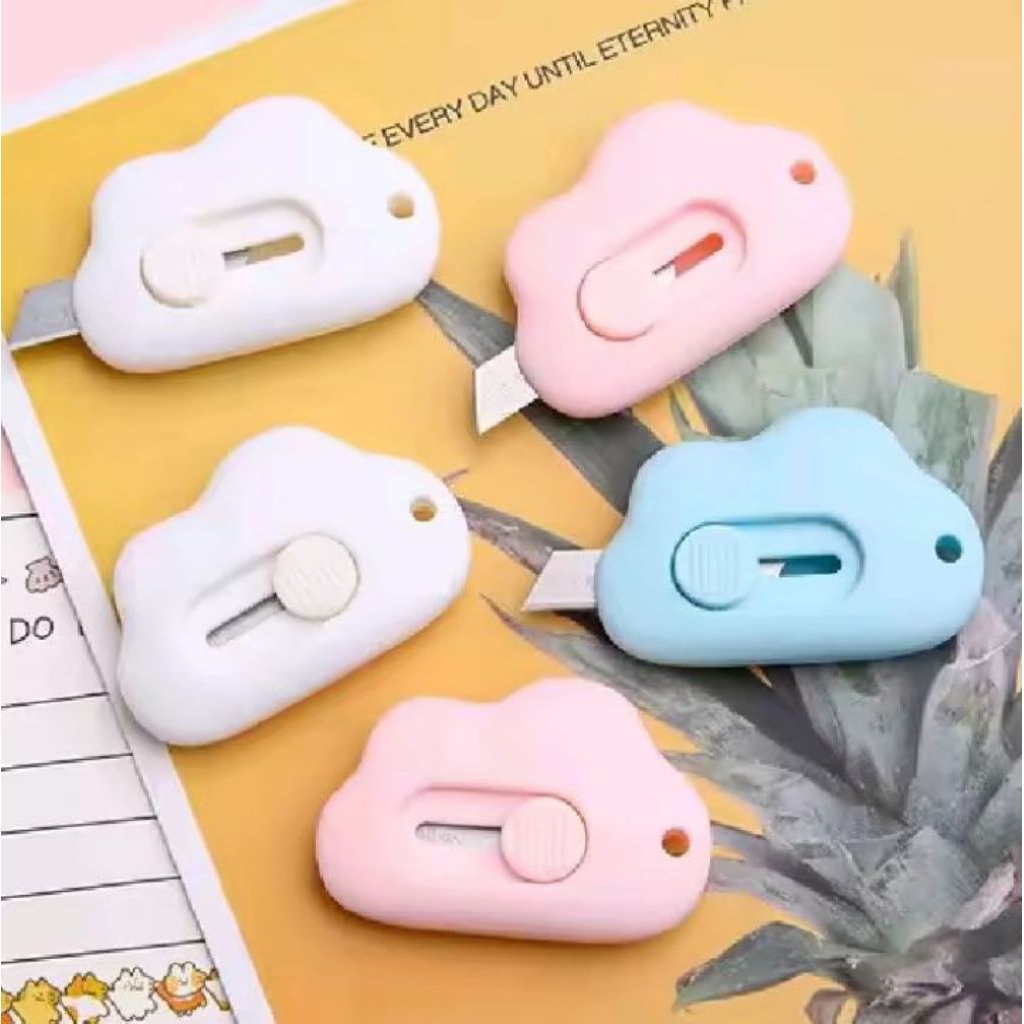 

2pcs Cutter Mini Awan Lucu Unboxing Paket Gantungan Kunci Pisau Silet ATK Alat Kantor