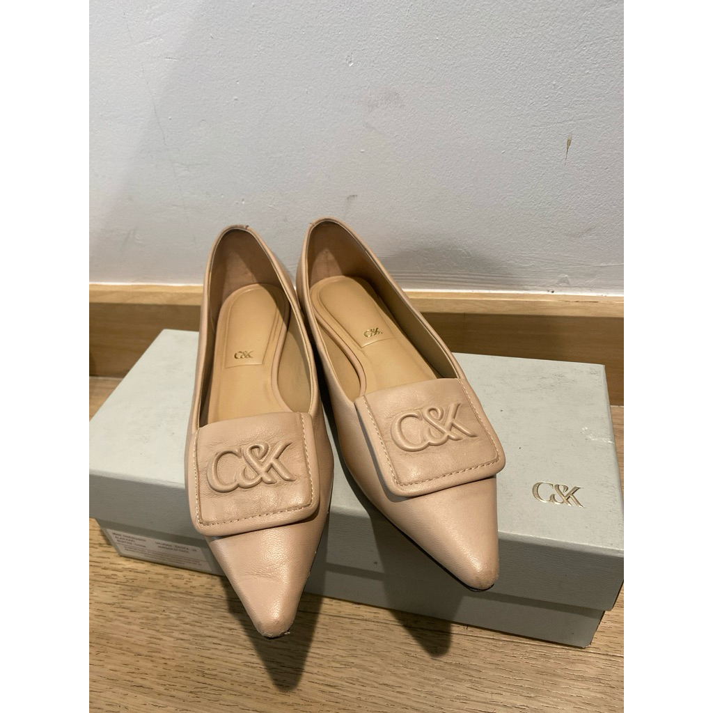 Charles & Keith flat shoes