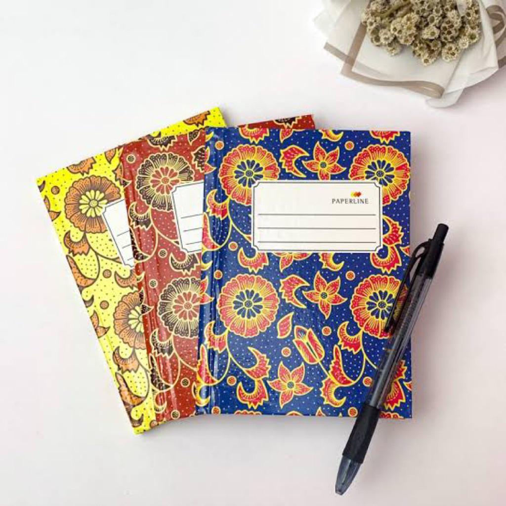 

Bukutulis isi 100 PAPERLINE Hard Cover A6/Buku Oktavo PPL Kecil/WARNA RANDOM [ ECER ]