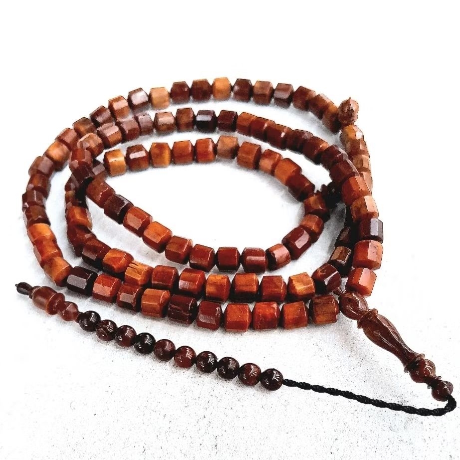 tasbih kaukah isi 99 peluru kristal / tabung