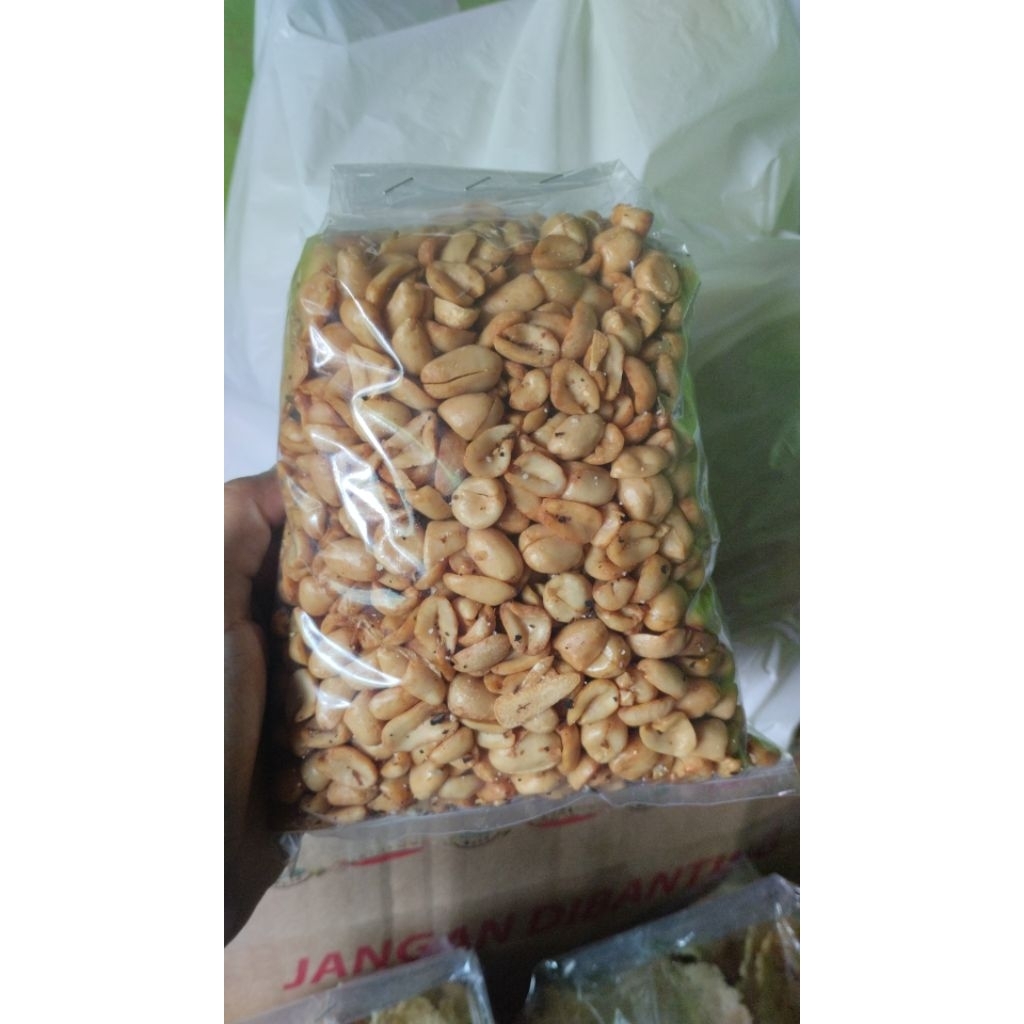 

Kacang Bawang Home Made/Kacang goreng