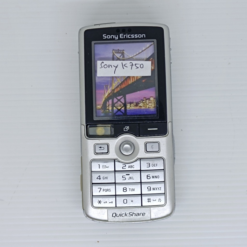 Marketpoint Dummy HP Handphone Pajangan Contoh Mainan Sony Ericsson K750